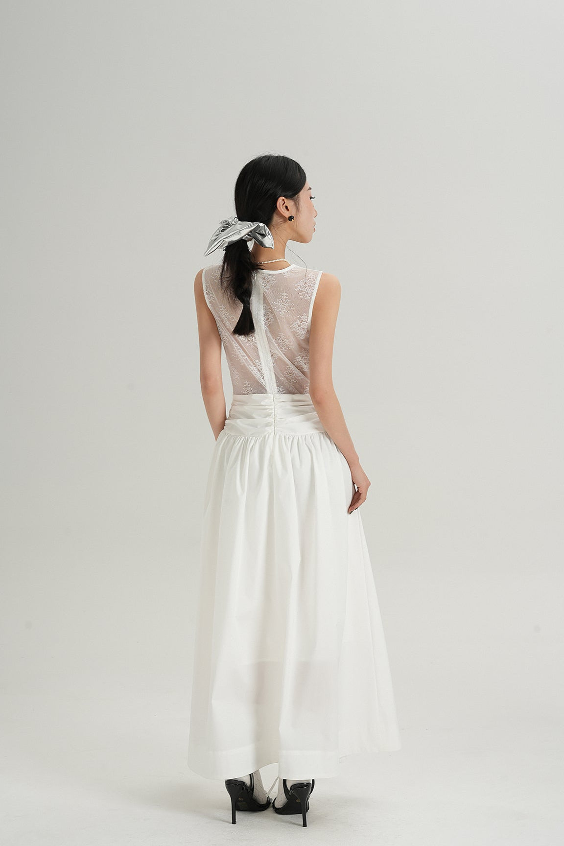 Sleeveless V-Neck Maxi Dress with Lace Back and Ruched Waist